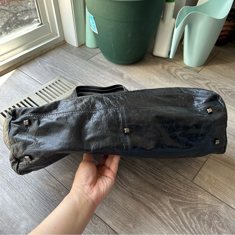 BCBGMAXAZRIA Black Patent Leather Hand Bag - Picture 4 of 16